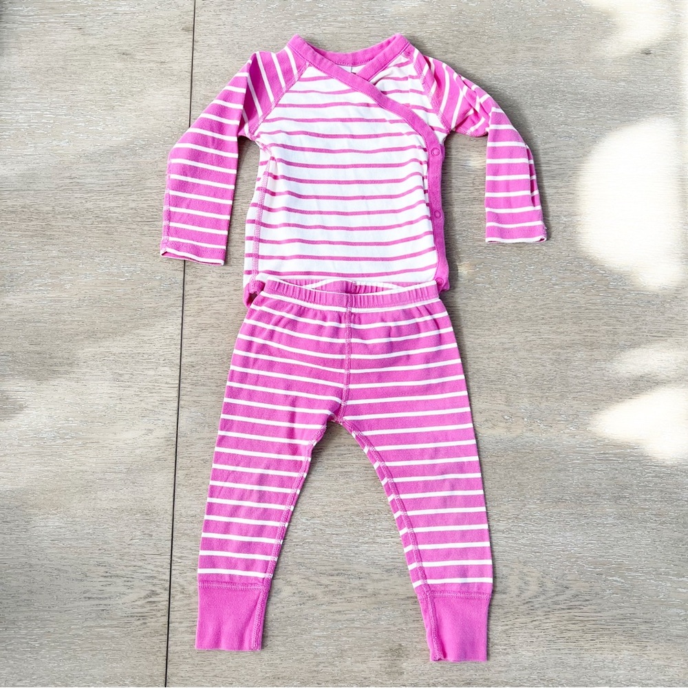 Hanna Andersson Organic Cotton Set, Long sleeve Onesie and pants, 2T,